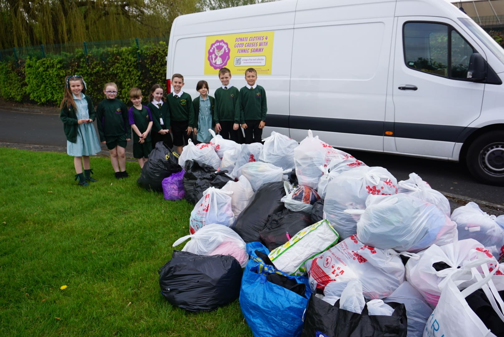 Willow Tree Primary School Collects an Impressive 297 kgs – Making Headlines!