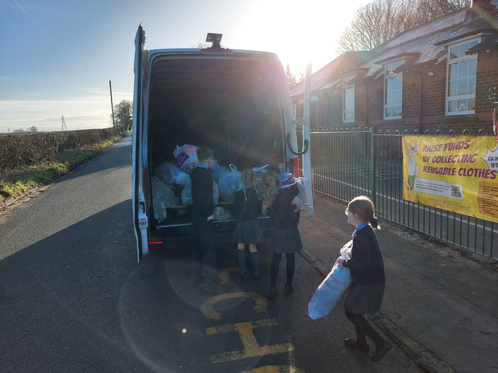 👚🌟 Aston by Sutton Primary School Collects 178kg of Preloved Clothing! 🌟👚